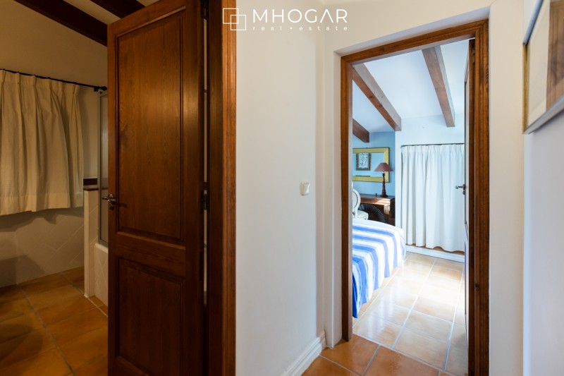 Rústica Elegancia - Casa de Campo a la venta en Benissa!